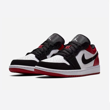 定番のスポーツシューズ！ Nike ジョーダン1 AJ1 ローカット 黒白パンダ 553558-116