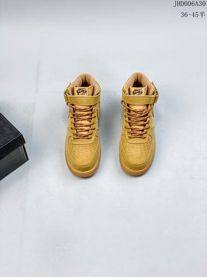 ナイキNike Air Force 1 Low空軍1号のオールマイティーカジュアルスニーカーは柔らかく、弾力性のある緩衝性能と優れたミッドソール設計で、レトロと現代にまたがる外形を組み合わせ、世界を30年以上風靡してきたForce 1を生み出し、